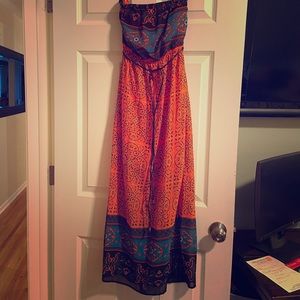 NWT Strapless flowy dress from Primp Boutique M
